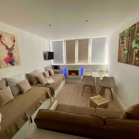 Centre Village Au Pied Des Pistes 拉富