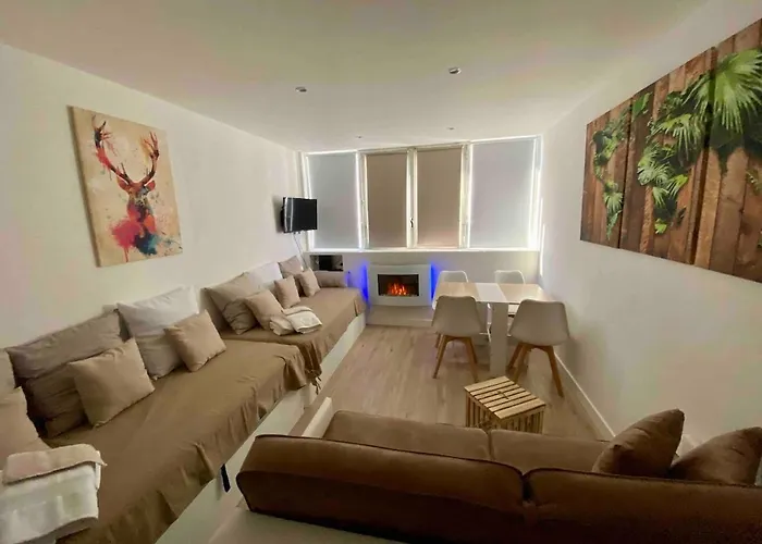 Centre Village Au Pied Des Pistes 拉富